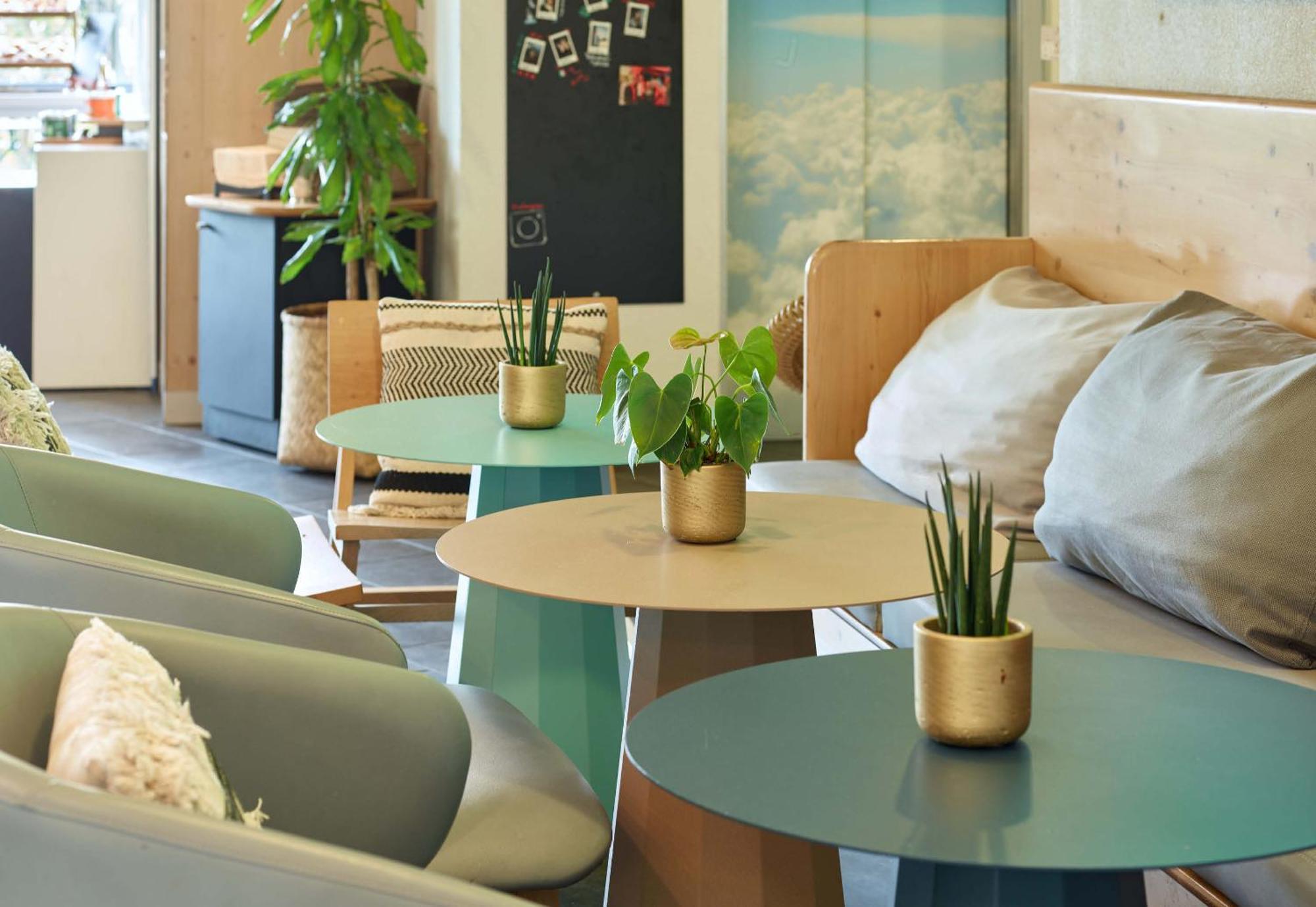 B&B Hotel Rueil-Malmaison Gare Екстериор снимка