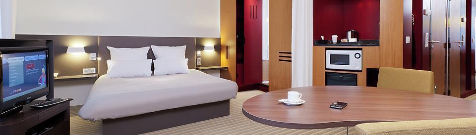 B&B Hotel Rueil-Malmaison Gare Стая снимка